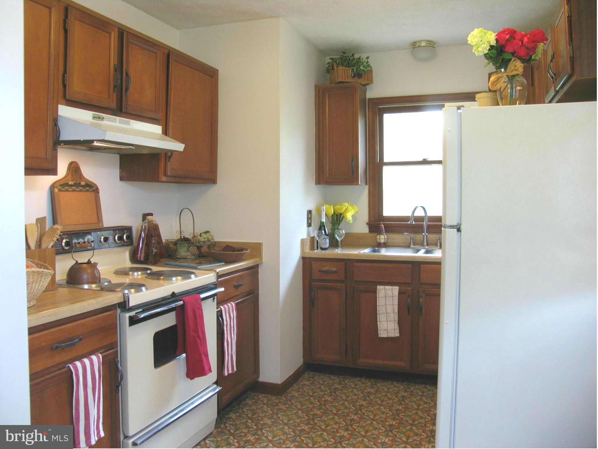 119 Williamson Road Winchester, VA 22602 - Photo 9 of 19 Kitchen