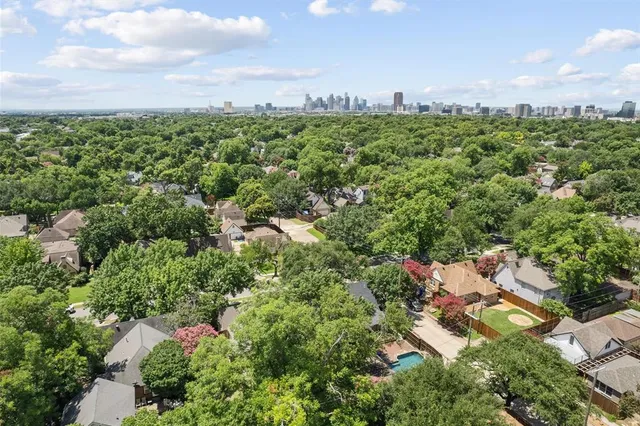 an aerial view of multiple house