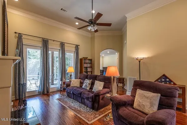 $467,900 | 21 Bluff Hills Place, Natchez, MS 39120