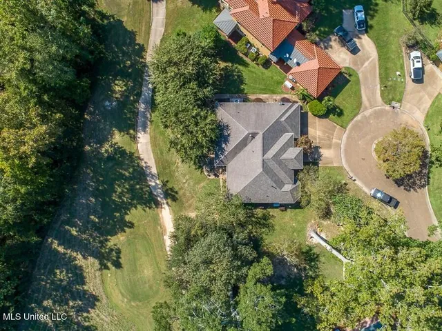 $467,900 | 21 Bluff Hills Place, Natchez, MS 39120