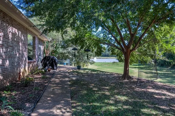 $467,900 | 21 Bluff Hills Place, Natchez, MS 39120