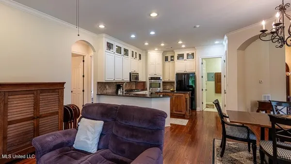 $467,900 | 21 Bluff Hills Place, Natchez, MS 39120
