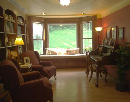 923 Middletown Road New Stanton, PA 15672 - Photo 8 of 19 Den/Family/Great Room.