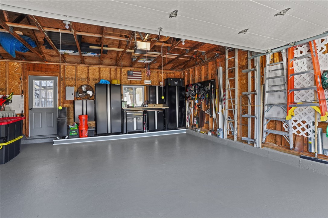 7 Walker Lane Coventry, RI 02816 - Photo 32 of 41 So clean!