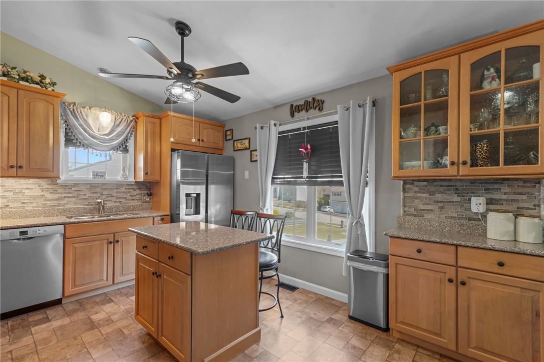 7 Walker Lane Coventry, RI 02816 - Photo 5 of 41 Kitchen with island