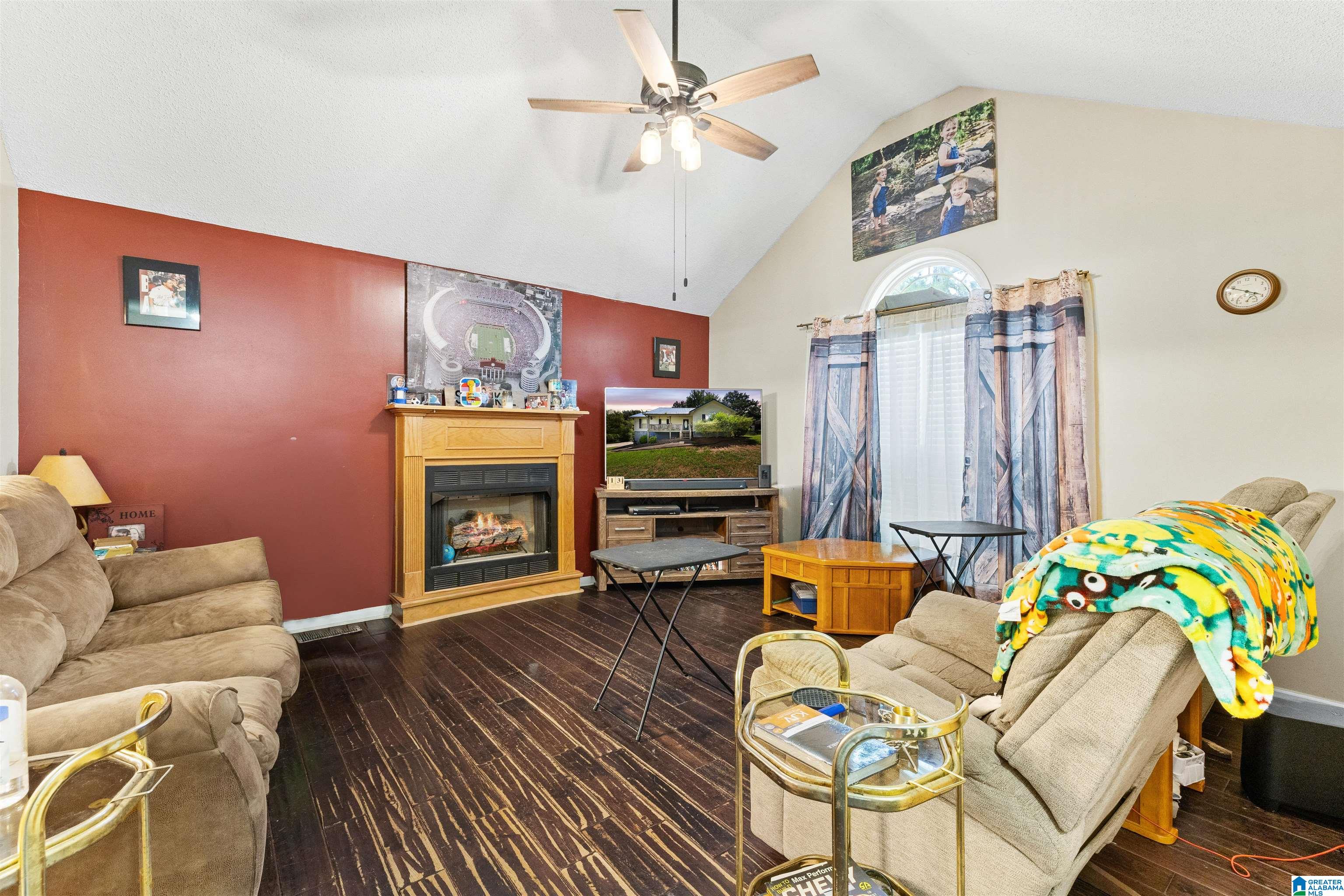 390 Oakhalla Road Hayden, AL 35079 - Photo 5 of 24