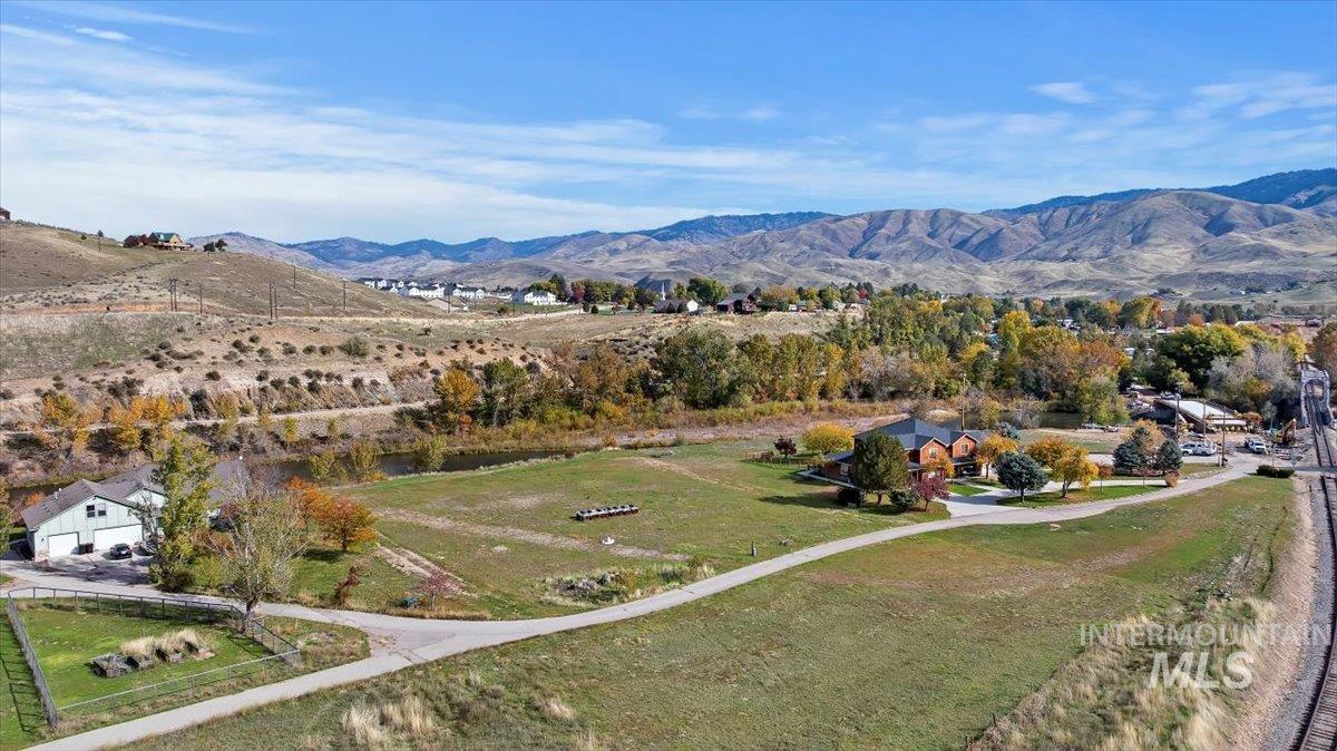 7 Mikylar Way Horseshoe Bend, ID 83629 - Photo 16 of 25 Aerial view of sparsely populated area with a mountainous background