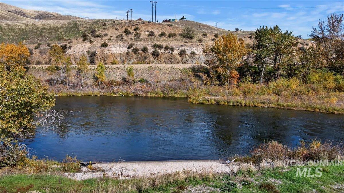 7 Mikylar Way Horseshoe Bend, ID 83629 - Photo 8 of 25 Water view featuring a mountain backdrop