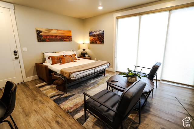 2331 Mesa Road, Unit E3 Moab, UT 84532 - Photo 7 of 71 Bedroom with wood finished floors and recessed lighting