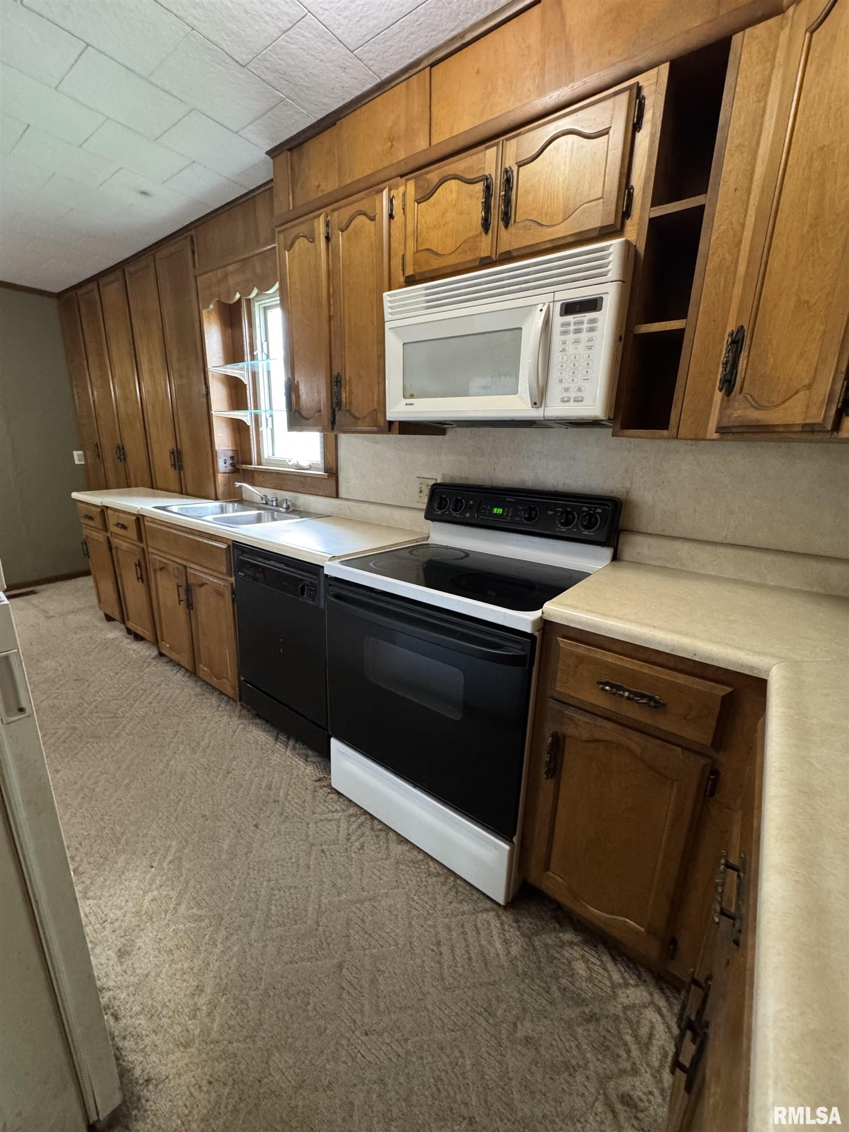 809 West Chestnut Street Marion, IL 62959 - Photo 3 of 18 Gallery Image 3