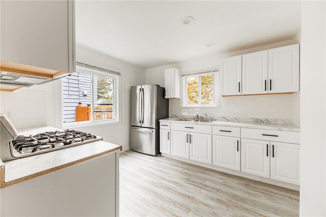 301 Avery Street Rochester, NY 14606 - Photo 7 of 35 Gallery Image 7