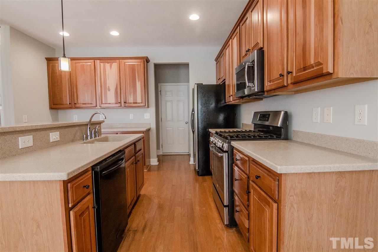 8212 Beaded Stone Street Raleigh, NC 27613 - Photo 11 of 30