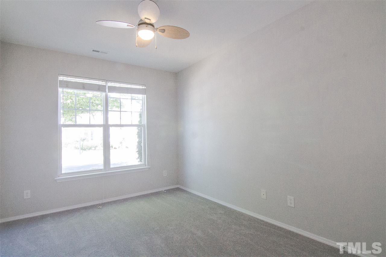8212 Beaded Stone Street Raleigh, NC 27613 - Photo 12 of 30