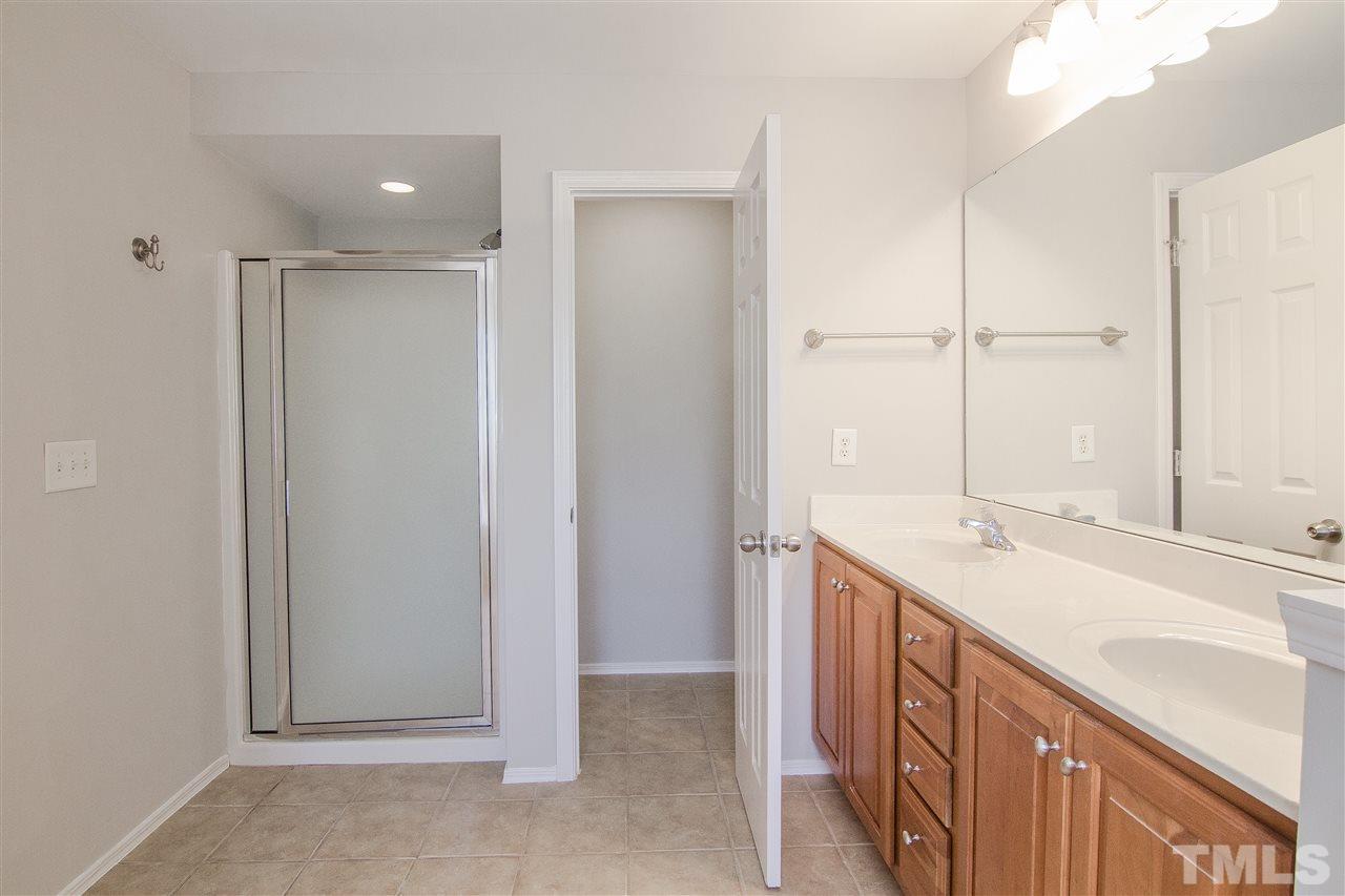 8212 Beaded Stone Street Raleigh, NC 27613 - Photo 20 of 30
