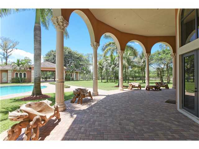 11688 Old Pump House Road Boca Raton, FL 33498 - Photo 21 of 25 a view of a garden from a living room