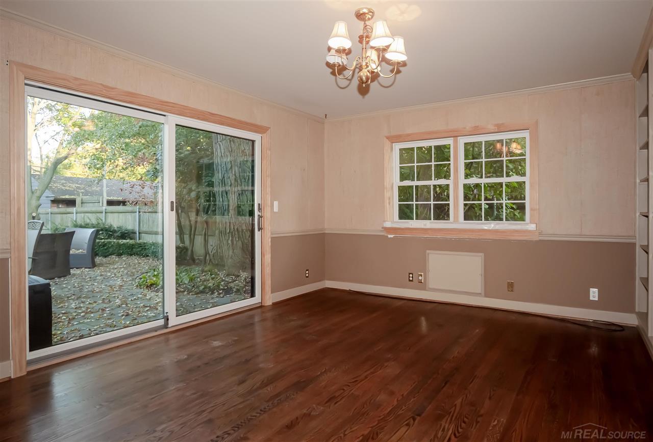 820 Lincoln Road Grosse Pointe, MI 48230 - Photo 20 of 49 50060180-19.JPG
