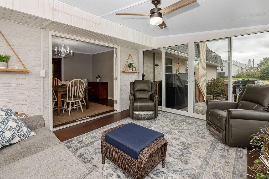 13412 Heimberger Road Northwest Baltimore, OH 43105 - Photo 13 of 98 12-SunRoom