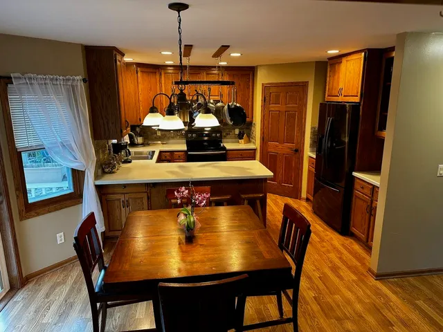 $399,900 | 611 Marcks Court, Luxemburg, WI 54217