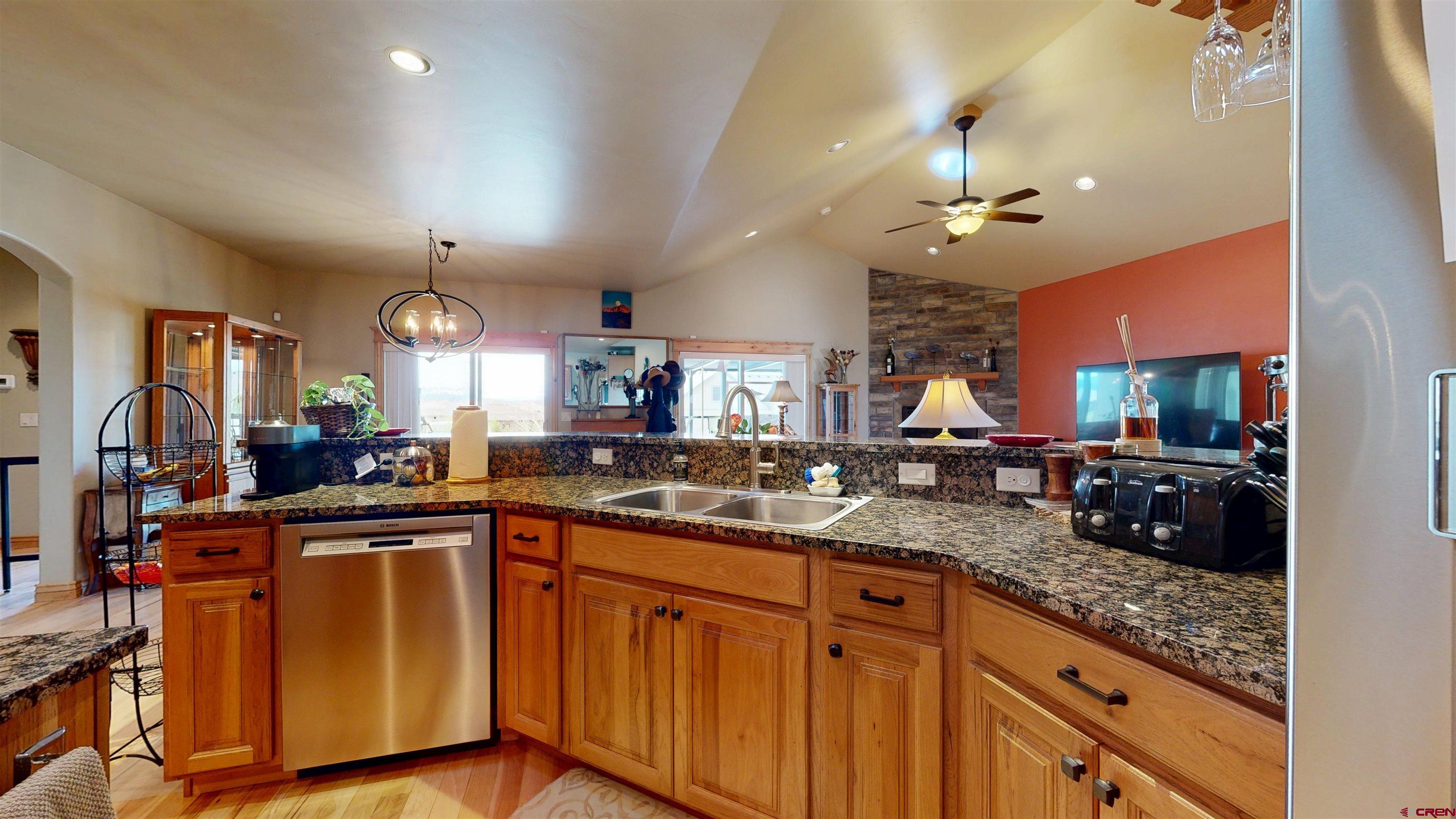 69072 Oak Grove Road Montrose, CO 81401 - Photo 15 of 45