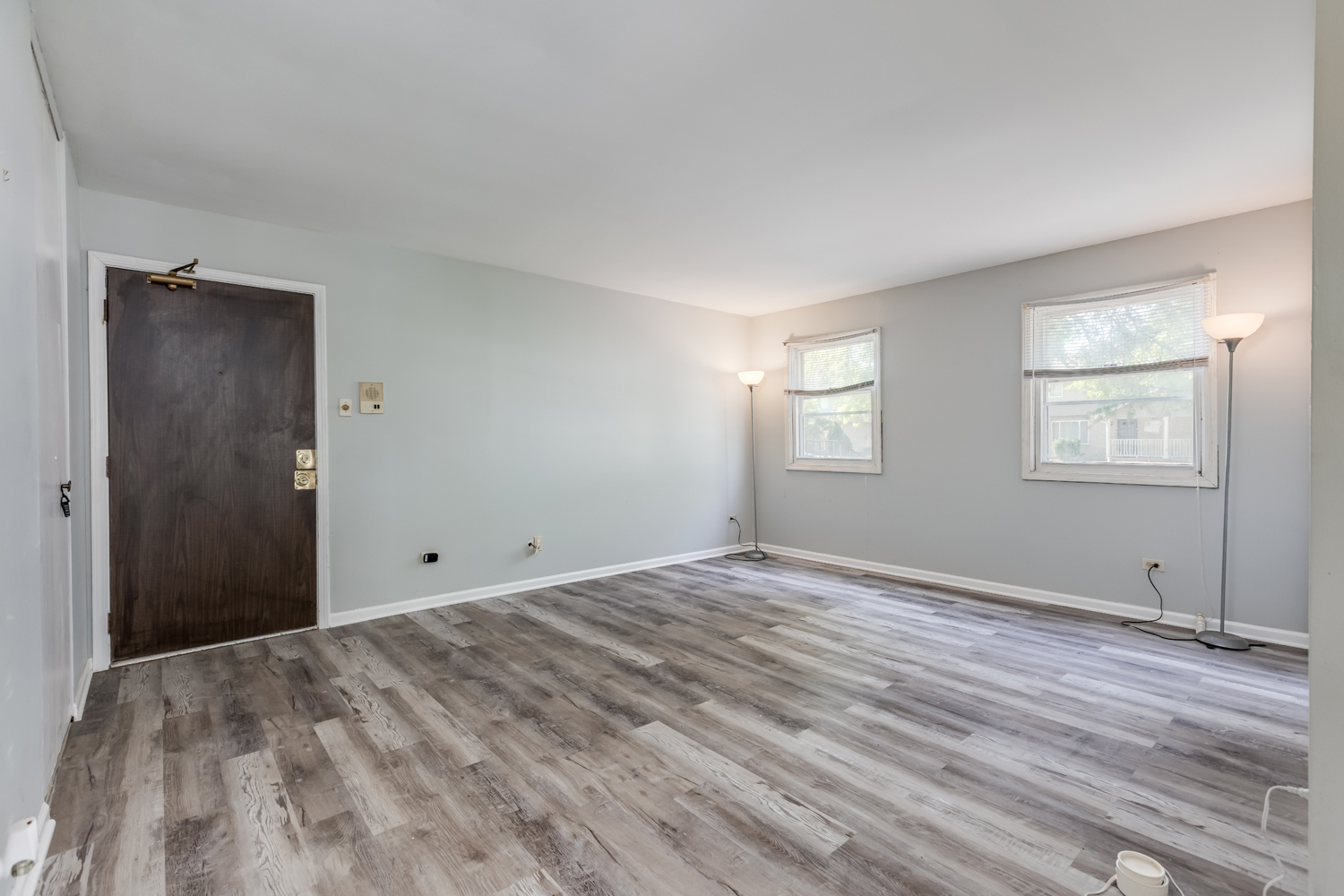 4042 Charleston Road Matteson, IL 60443 - Photo 9 of 27