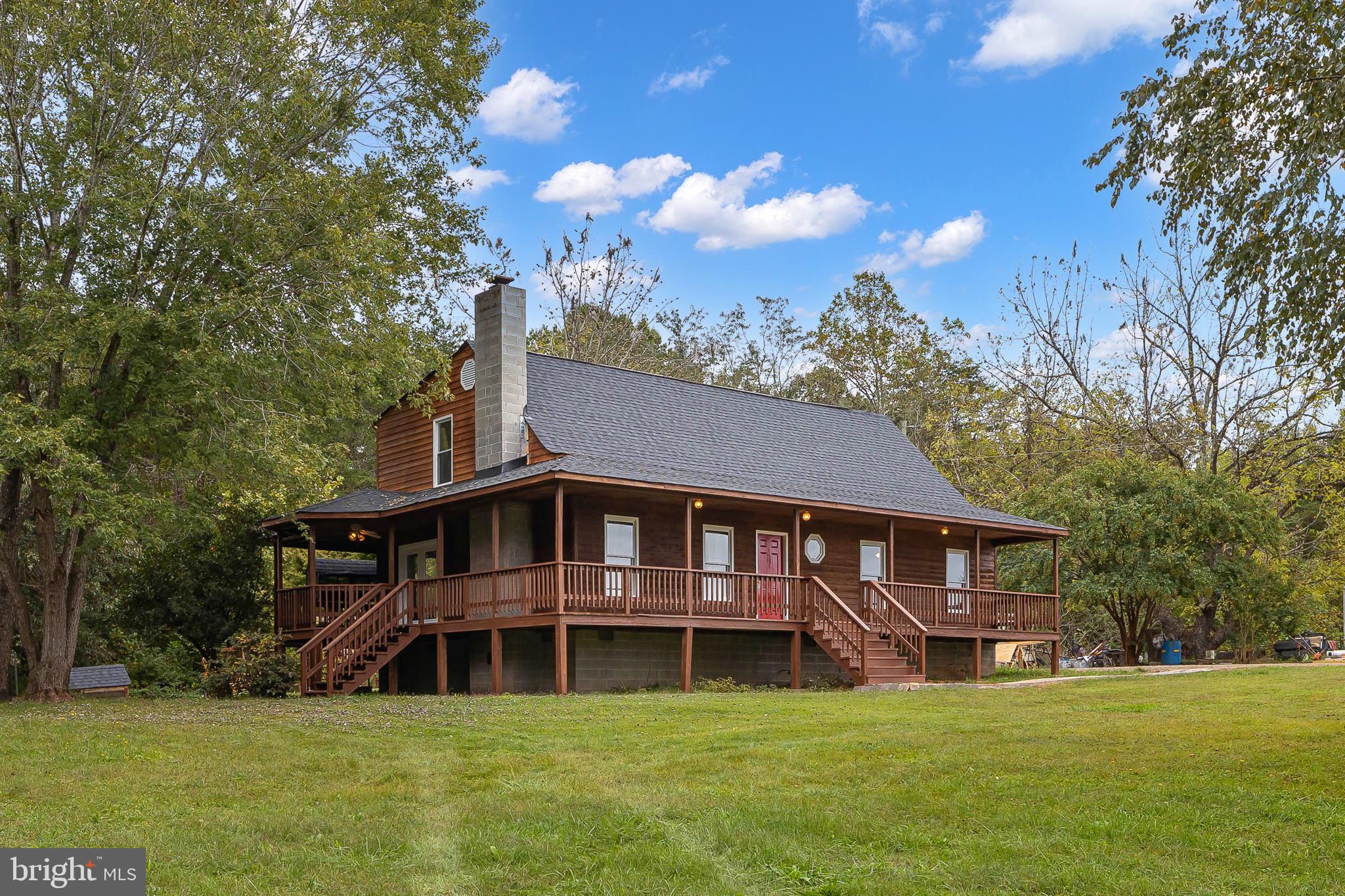 787 Dusty Road Bumpass, VA 23024 - Photo 3 of 48