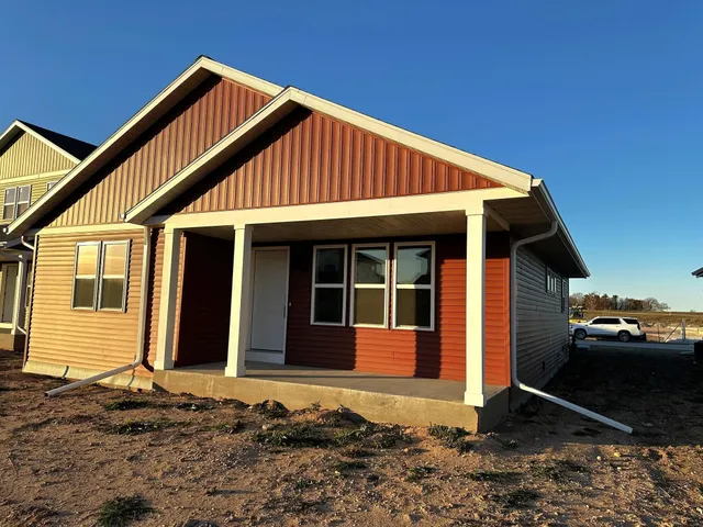 $297,000 | 1059 Fairway Drive, Sheboygan Falls, WI 53085