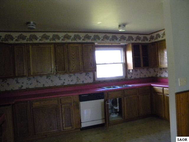 12397 Cook Road Gaines, MI 48436 - Photo 2 of 9 42195-1.JPG
