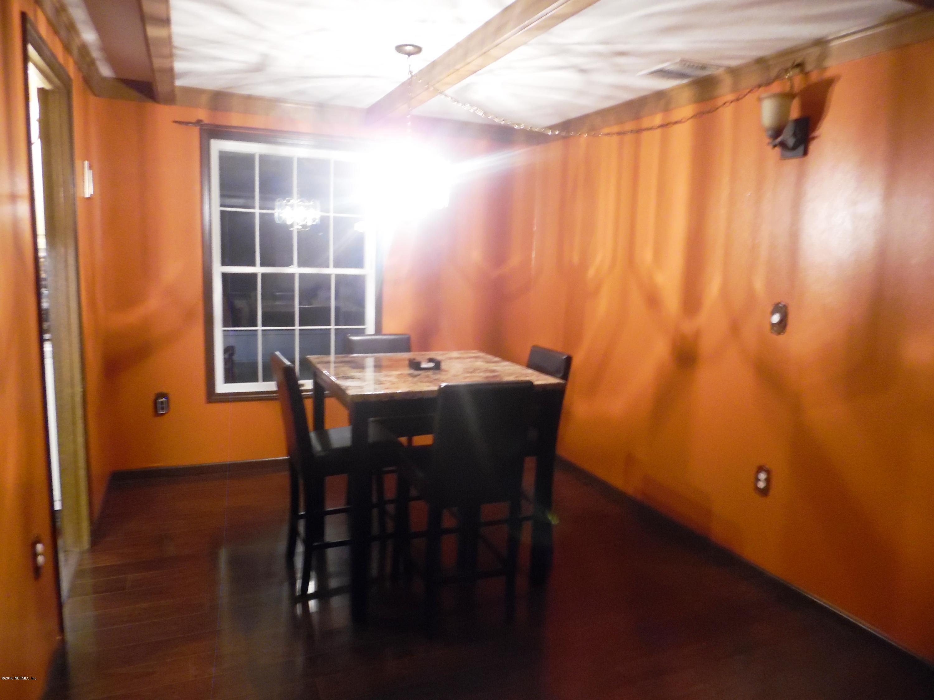 8456 Feldman Road Jacksonville, FL 32244 - Photo 9 of 18 Dining Room