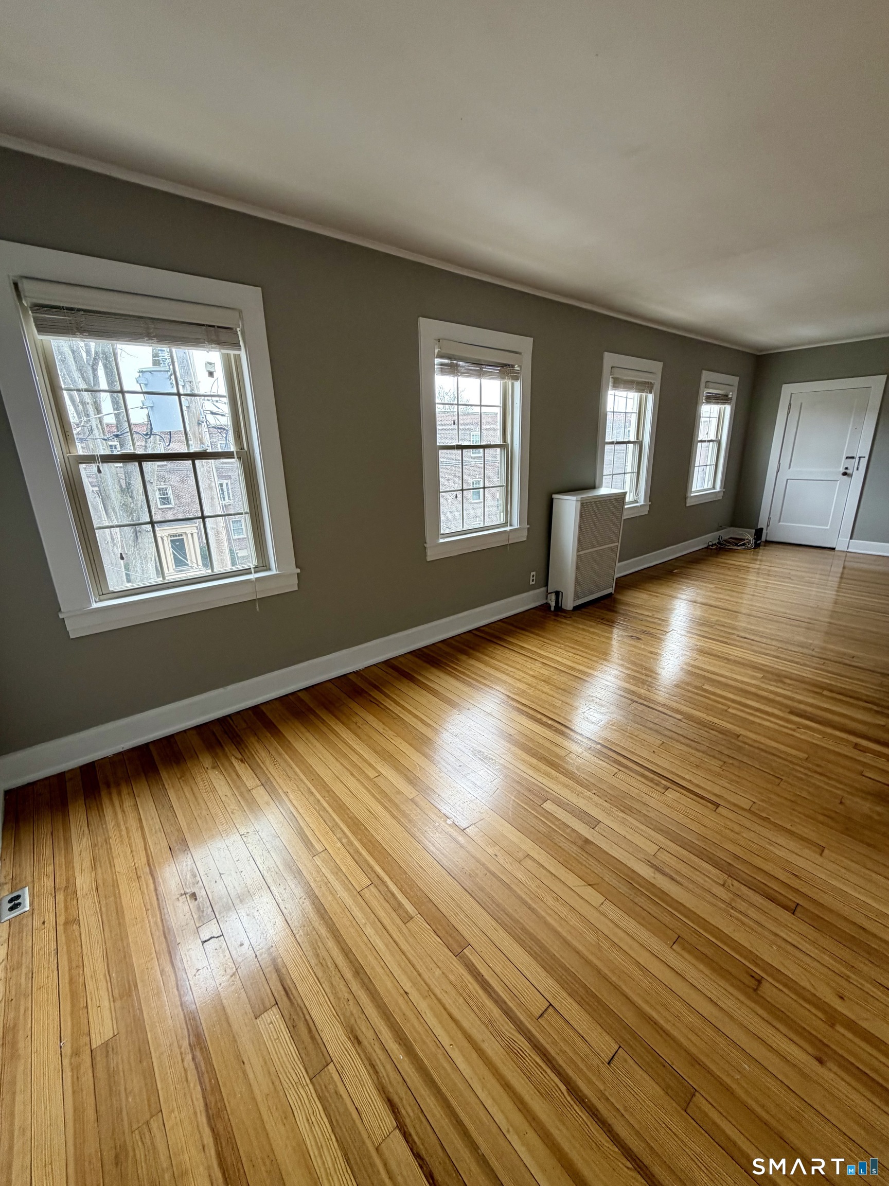 23 Rowsley Street, Unit 6 Bridgeport, CT 06605 - Photo 2 of 19