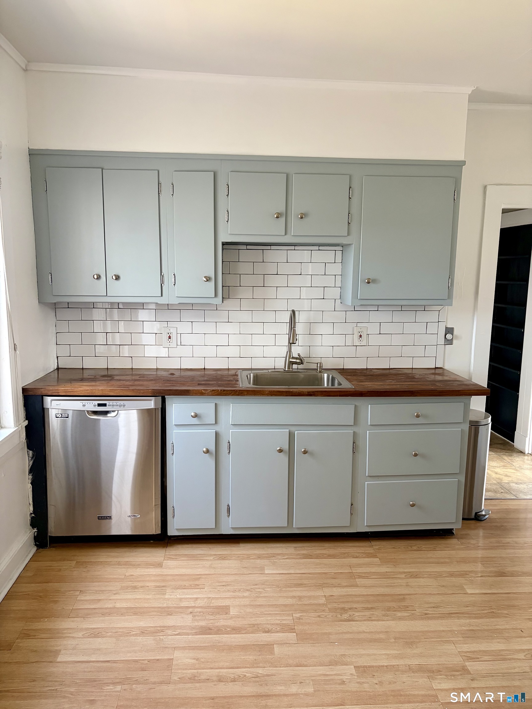 23 Rowsley Street, Unit 6 Bridgeport, CT 06605 - Photo 7 of 19