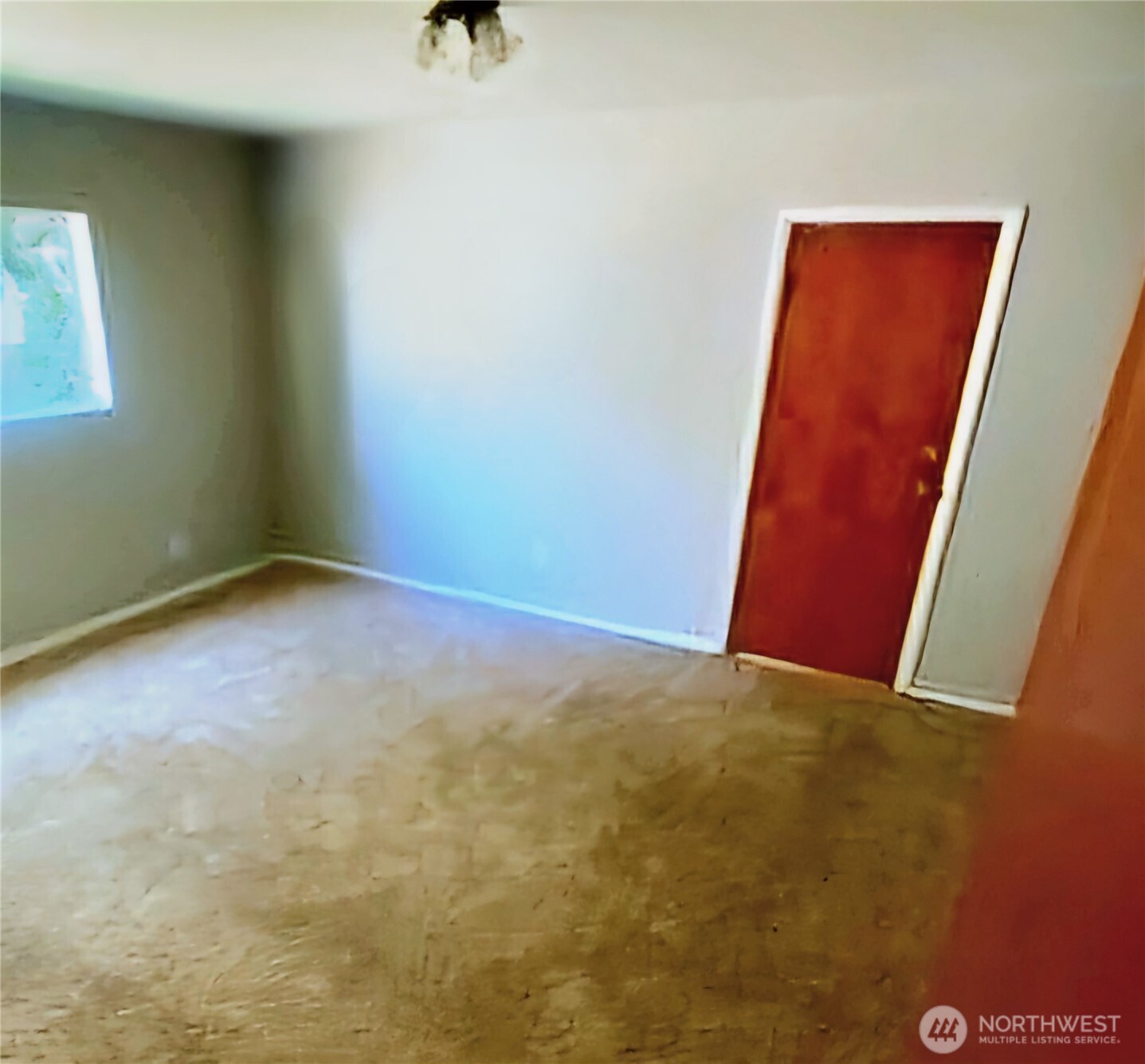 55 Church Road McCleary, WA 98557 - Photo 15 of 40 an empty room with windows