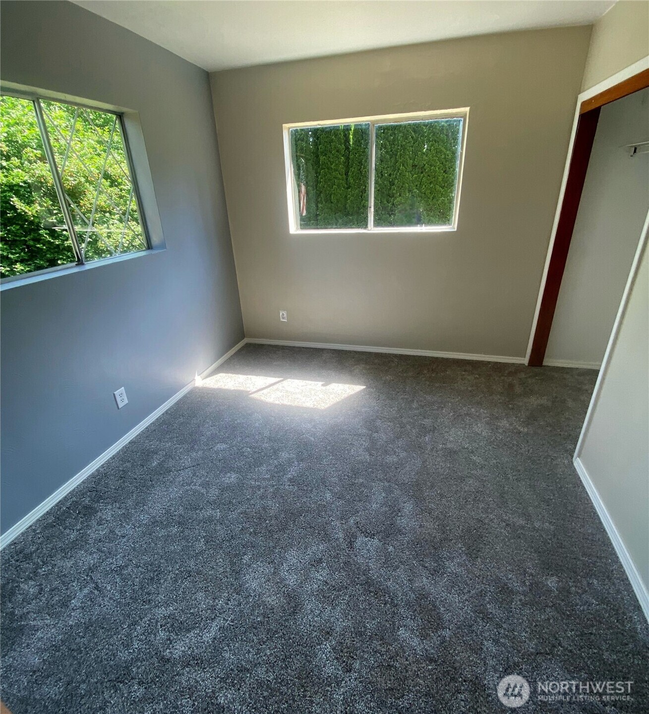 55 Church Road McCleary, WA 98557 - Photo 16 of 40 an empty room with a window