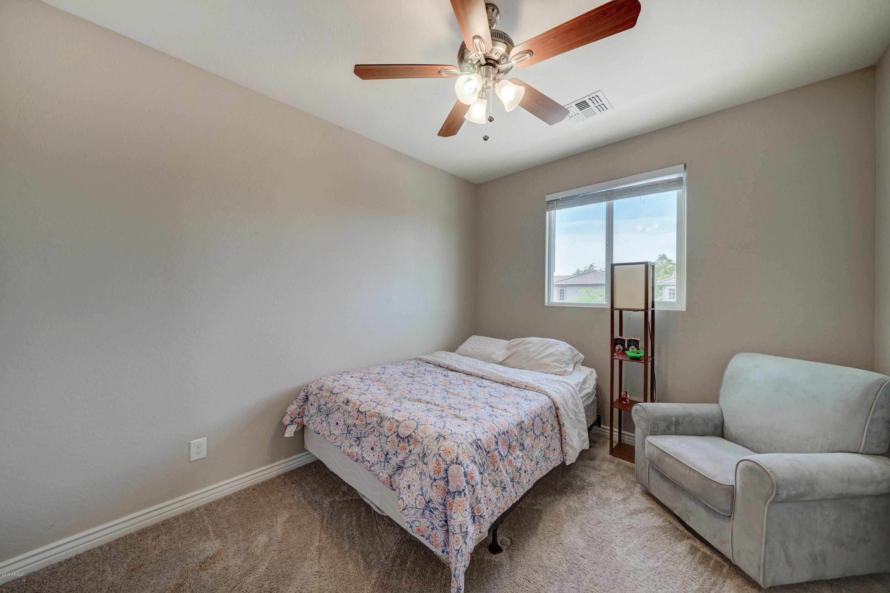 2217 East Pecan Road Phoenix, AZ 85040 - Photo 13 of 25 2217 E Pecan Rd-13