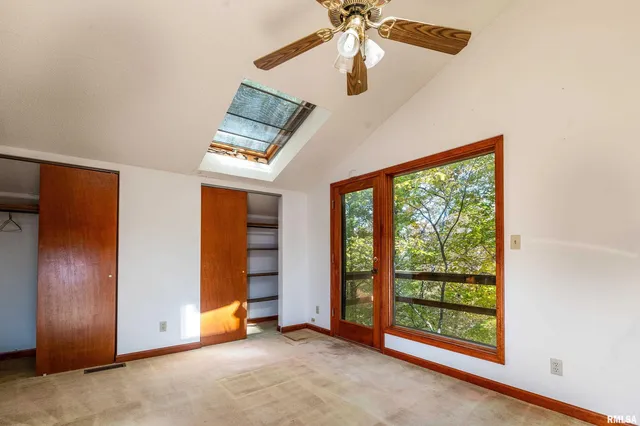 $365,000 | 4648 Highway 127, Carbondale, IL 62903