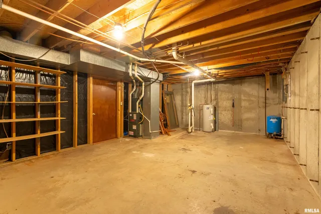 $365,000 | 4648 Highway 127, Carbondale, IL 62903