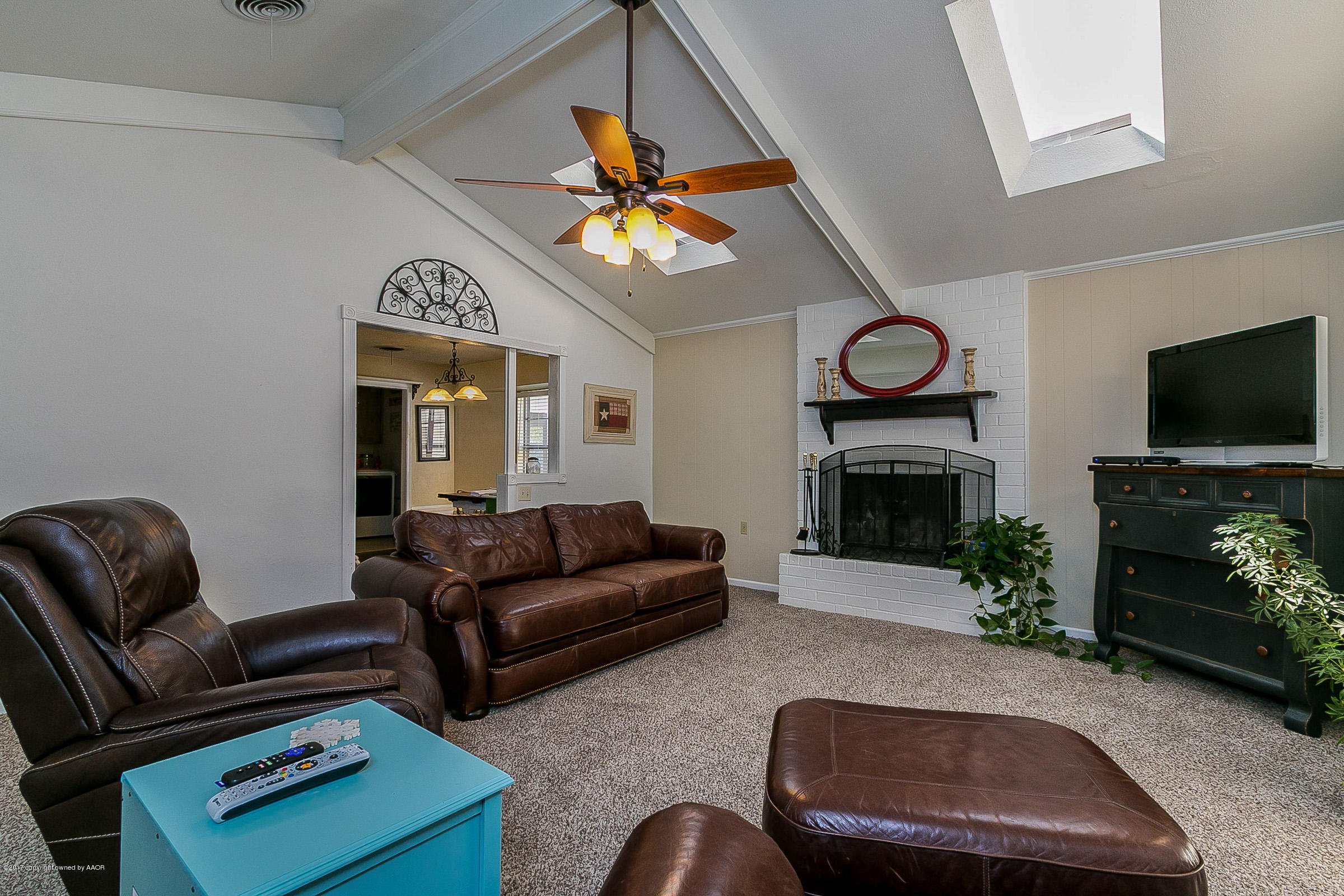 8118 Goodnight Trail Amarillo, TX 79110 - Photo 3 of 22 003_Living Room