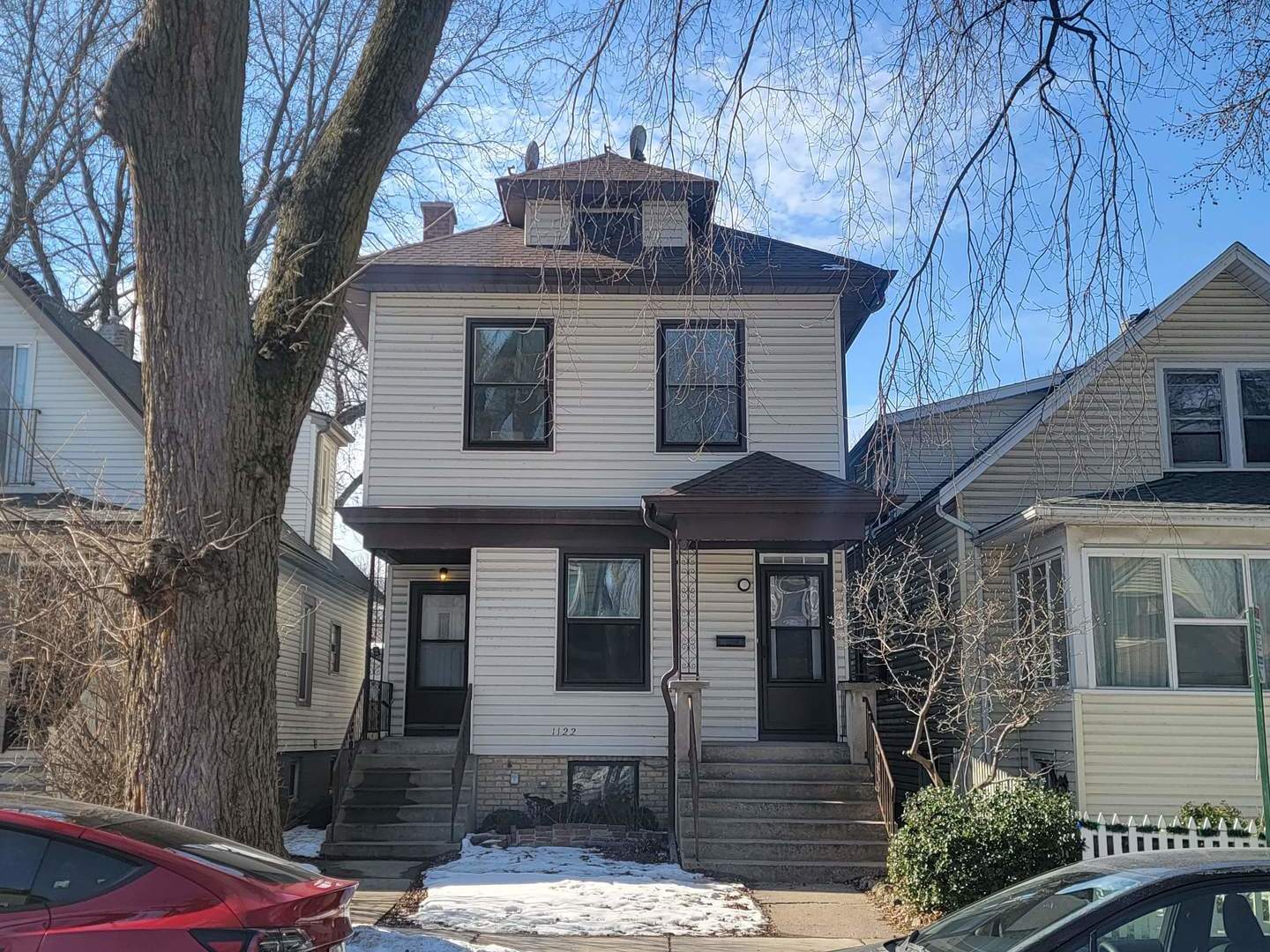 1122 Sherman Avenue, Unit 2 Evanston, IL 60202 - Photo 1 of 14