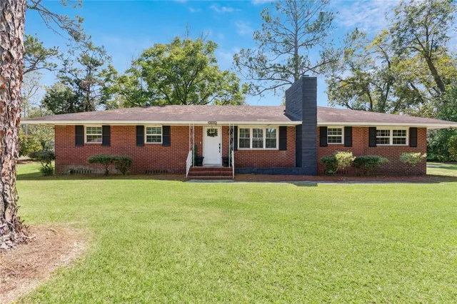 $250,000 | 3070 Central Avenue, Waycross, GA 31503