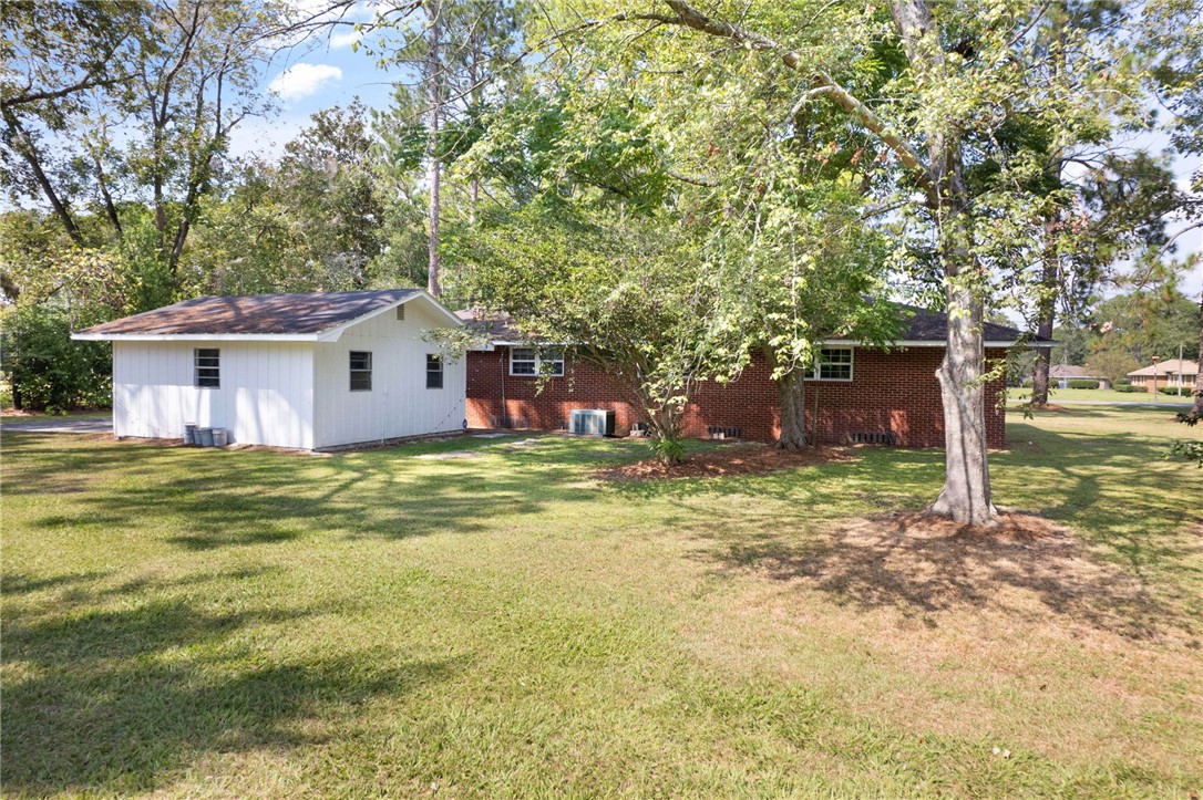 3070 Central Avenue Waycross, GA 31503 - Photo 8 of 32