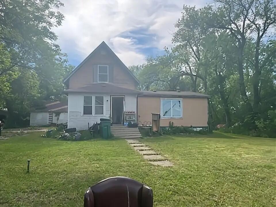 523 Center Street Clinton, MN 56225 - Photo 7 of 7