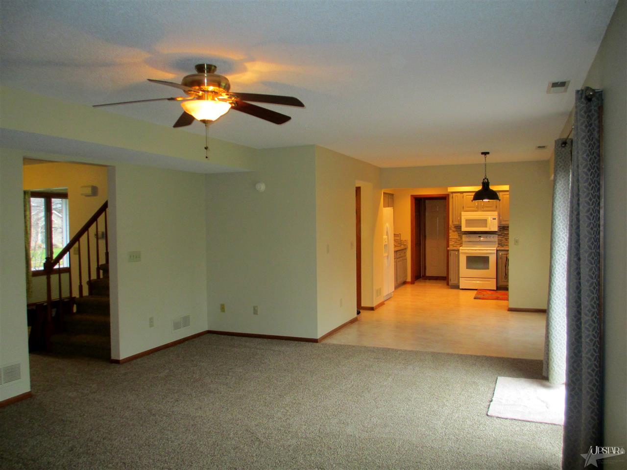 10020 Castle Ridge Place Fort Wayne, IN 46825 - Photo 5 of 30 Gallery Image 5