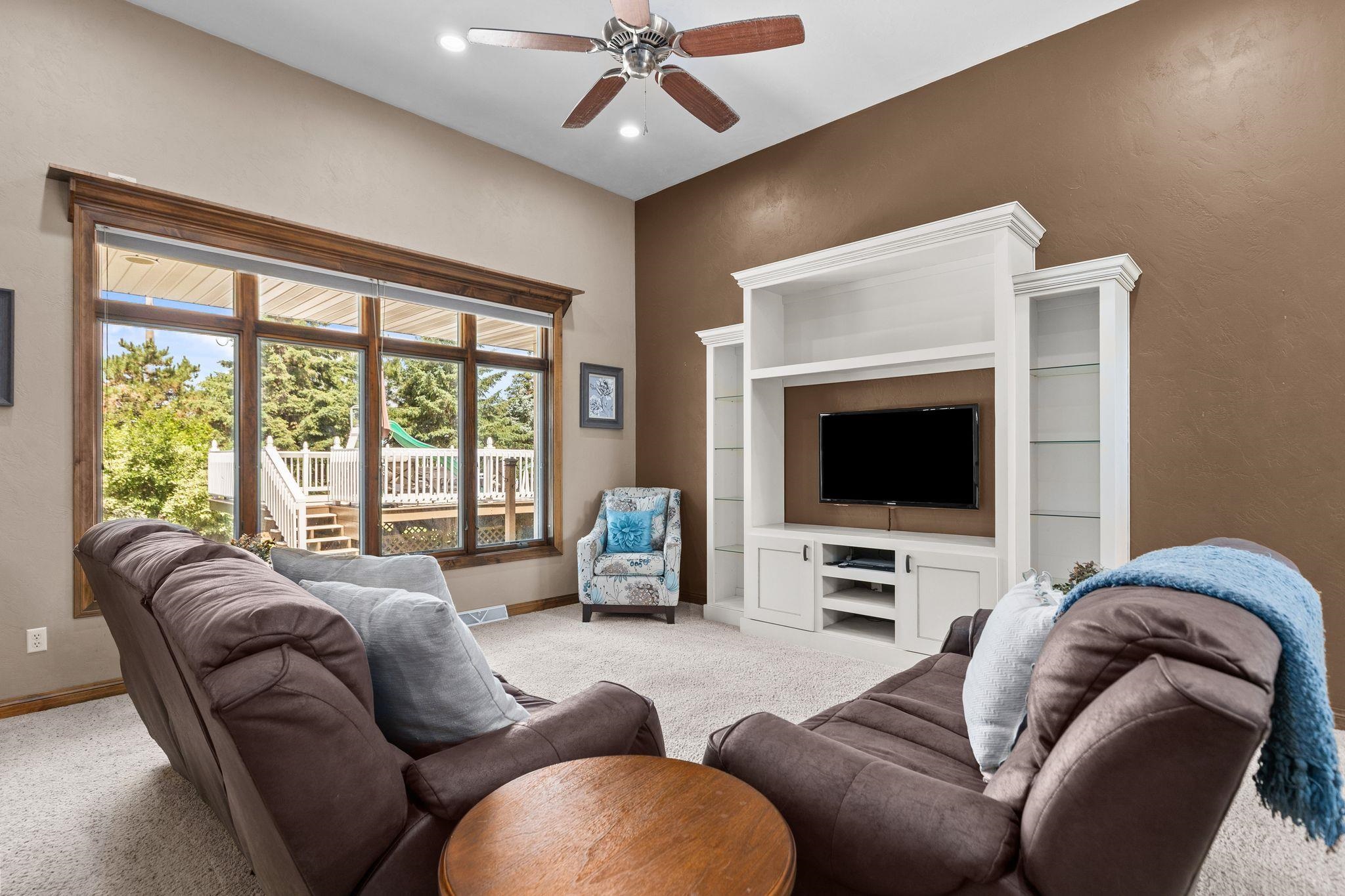 N9197 Jonsch Drive Appleton, WI 54915 - Photo 3 of 41