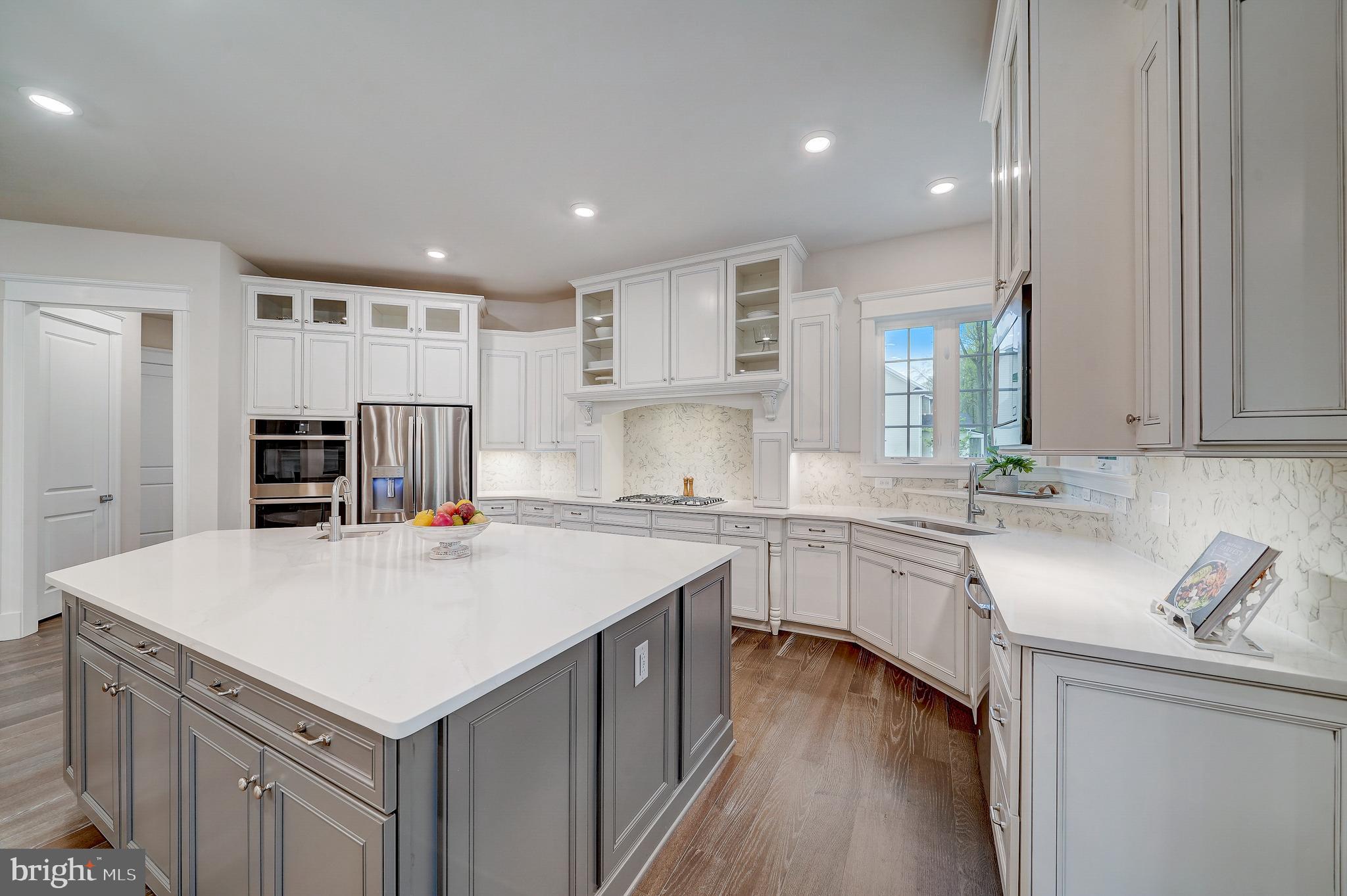 6 Gershwin Drive West Chester, PA 19380 - Photo 21 of 79 Main Kitchen with Island