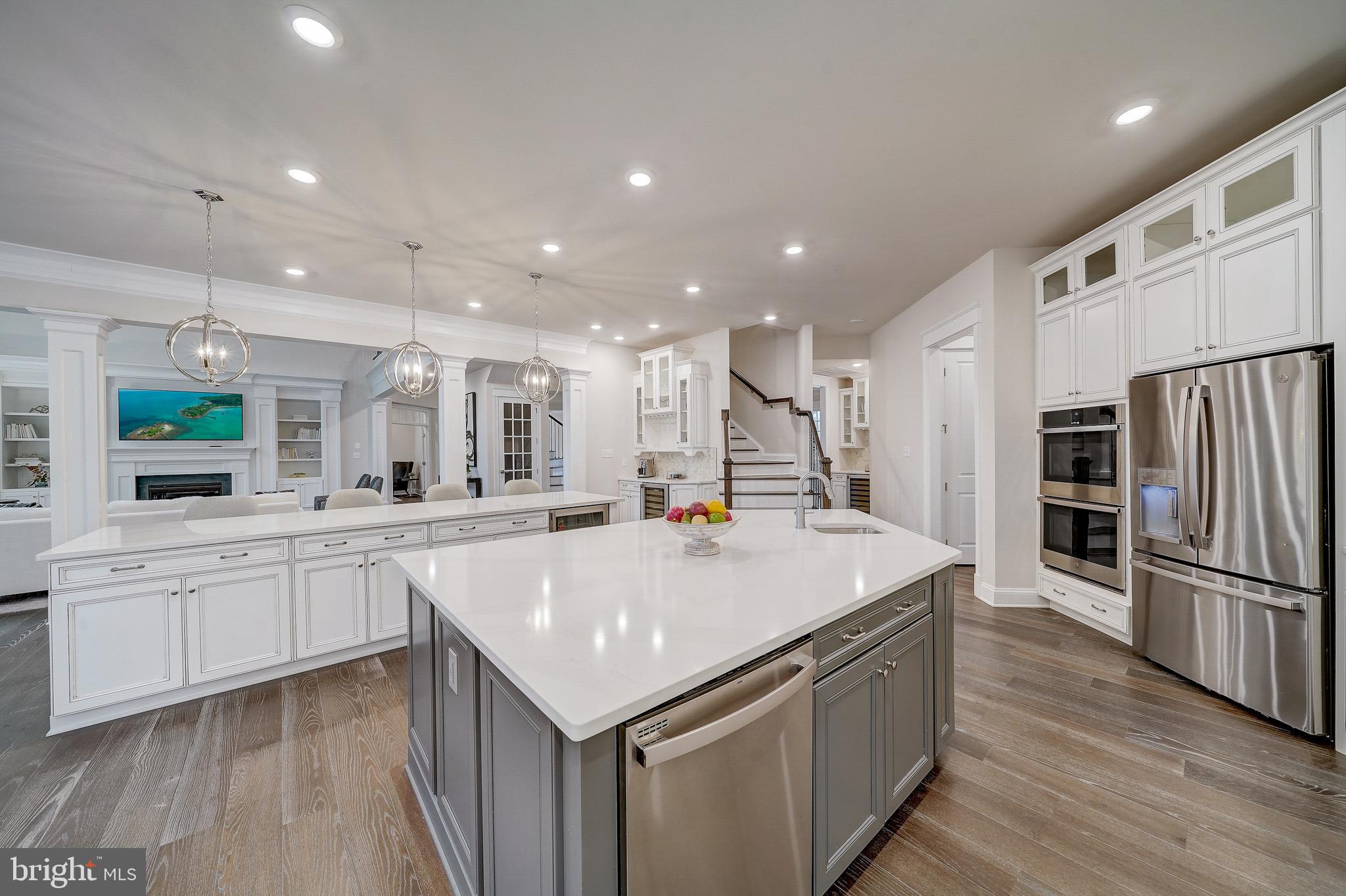 6 Gershwin Drive West Chester, PA 19380 - Photo 23 of 79 Oversized island