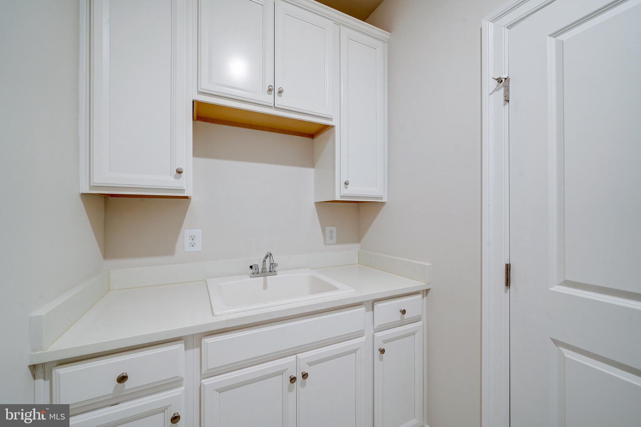 6 Gershwin Drive West Chester, PA 19380 - Photo 35 of 79 Mudroom