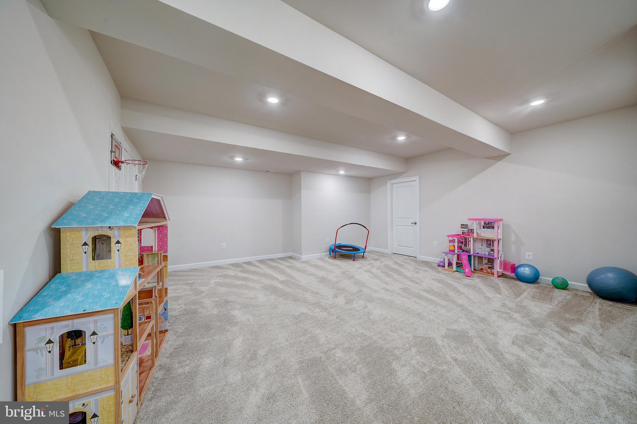 6 Gershwin Drive West Chester, PA 19380 - Photo 64 of 79 Play area/recreation space