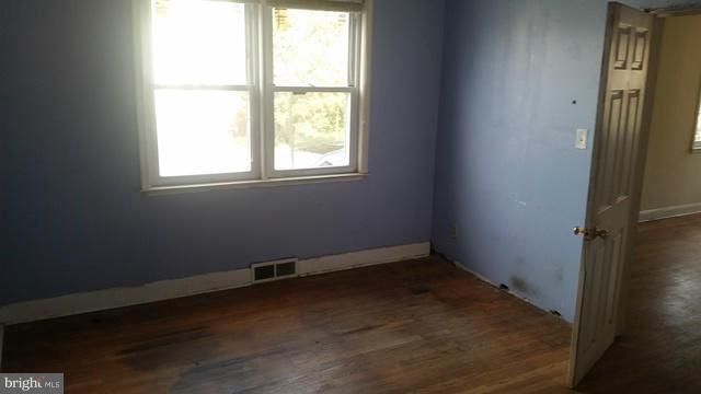 6112 Old Harford Road Baltimore, MD 21214 - Photo 8 of 10 Dining Room