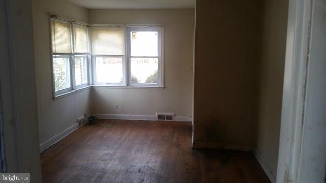 6112 Old Harford Road Baltimore, MD 21214 - Photo 10 of 10 Living Room