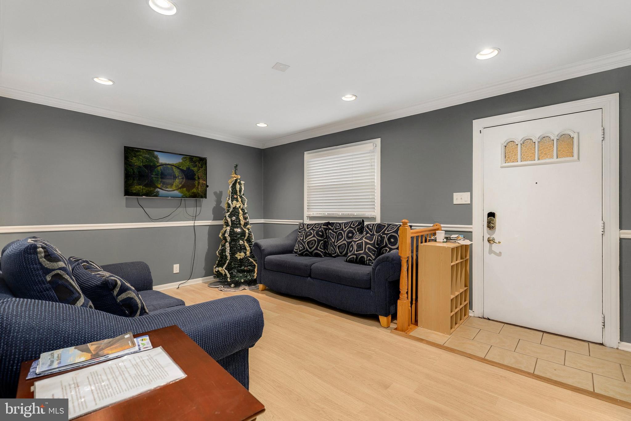 7769 Emerson Road Hyattsville, MD 20784 - Photo 5 of 30 Gallery Image 5