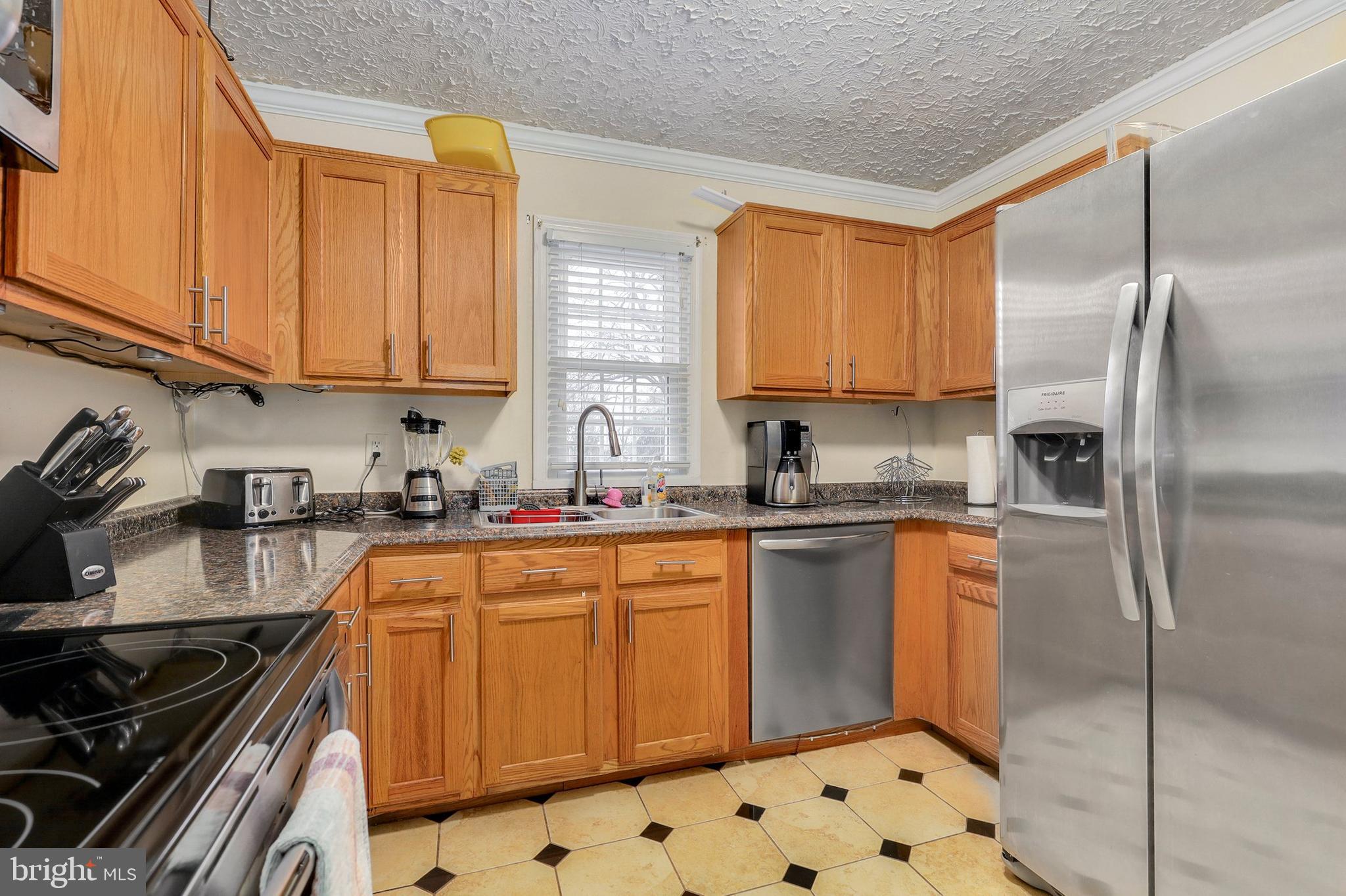 7769 Emerson Road Hyattsville, MD 20784 - Photo 10 of 30 Gallery Image 10
